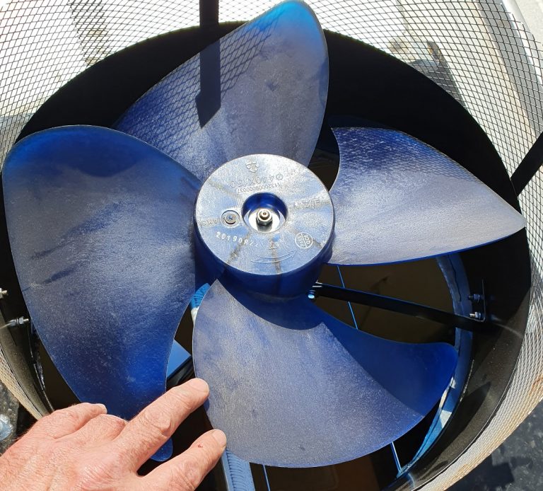 Expulse Commercial Roof Ventilator – 60 w for warehouses, factories, stables